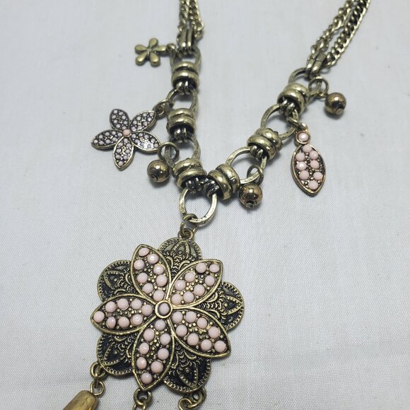 Vetta multi layer antique gold chain with floral charms and tassels - Picture 6 of 8